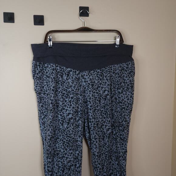 Old Navy Maternity Rollover-Waist Vintage Jogger Sweatpants in Gray Size L - Picture 2 of 10
